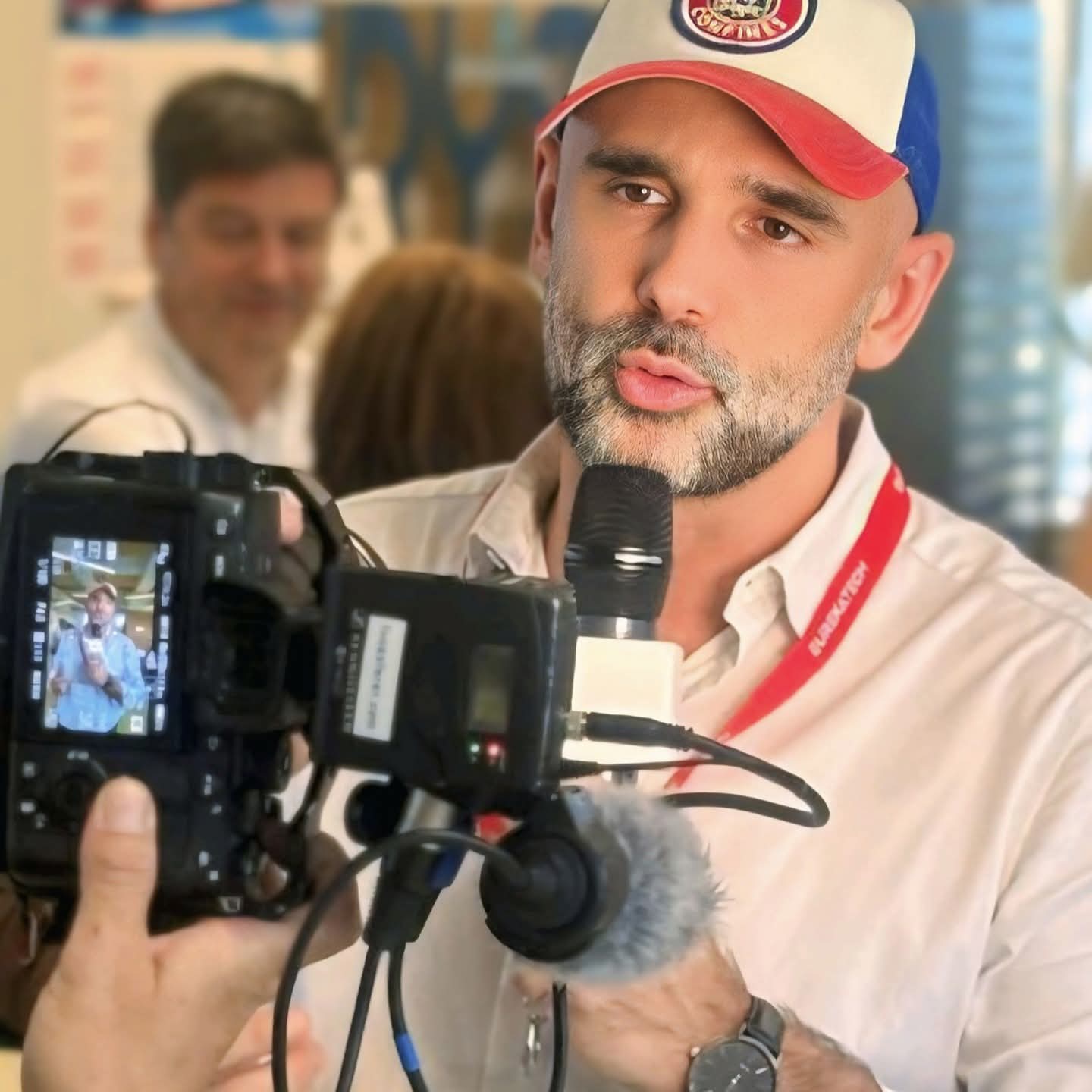 Marc Bagur interviewé en direct sur un salon professionnel